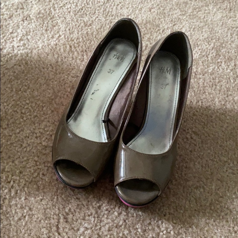 high heels